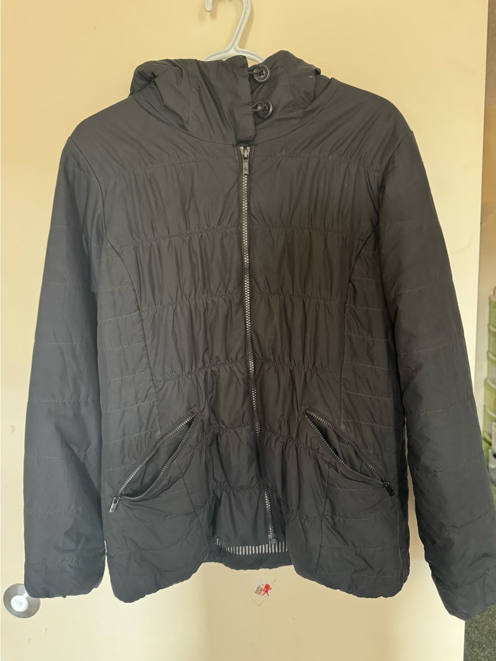 Columbia black jacket with hood